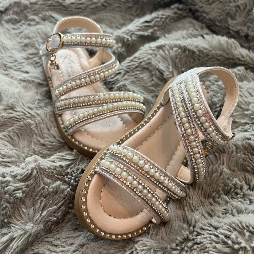 Kids shoes size 9